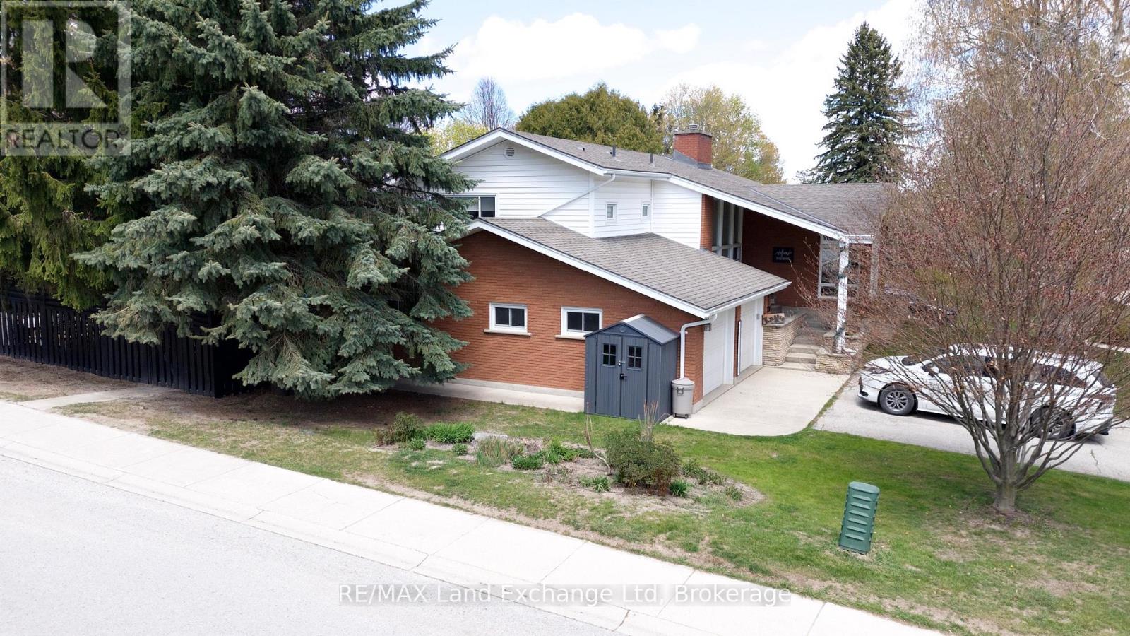 320 Summit Drive, North Huron, Ontario  N0G 2W0 - Photo 41 - X12992616