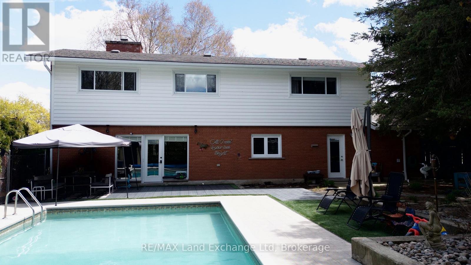 320 Summit Drive, North Huron, Ontario  N0G 2W0 - Photo 44 - X12992616