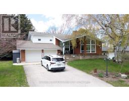 320 SUMMIT DRIVE, North Huron, Ontario
