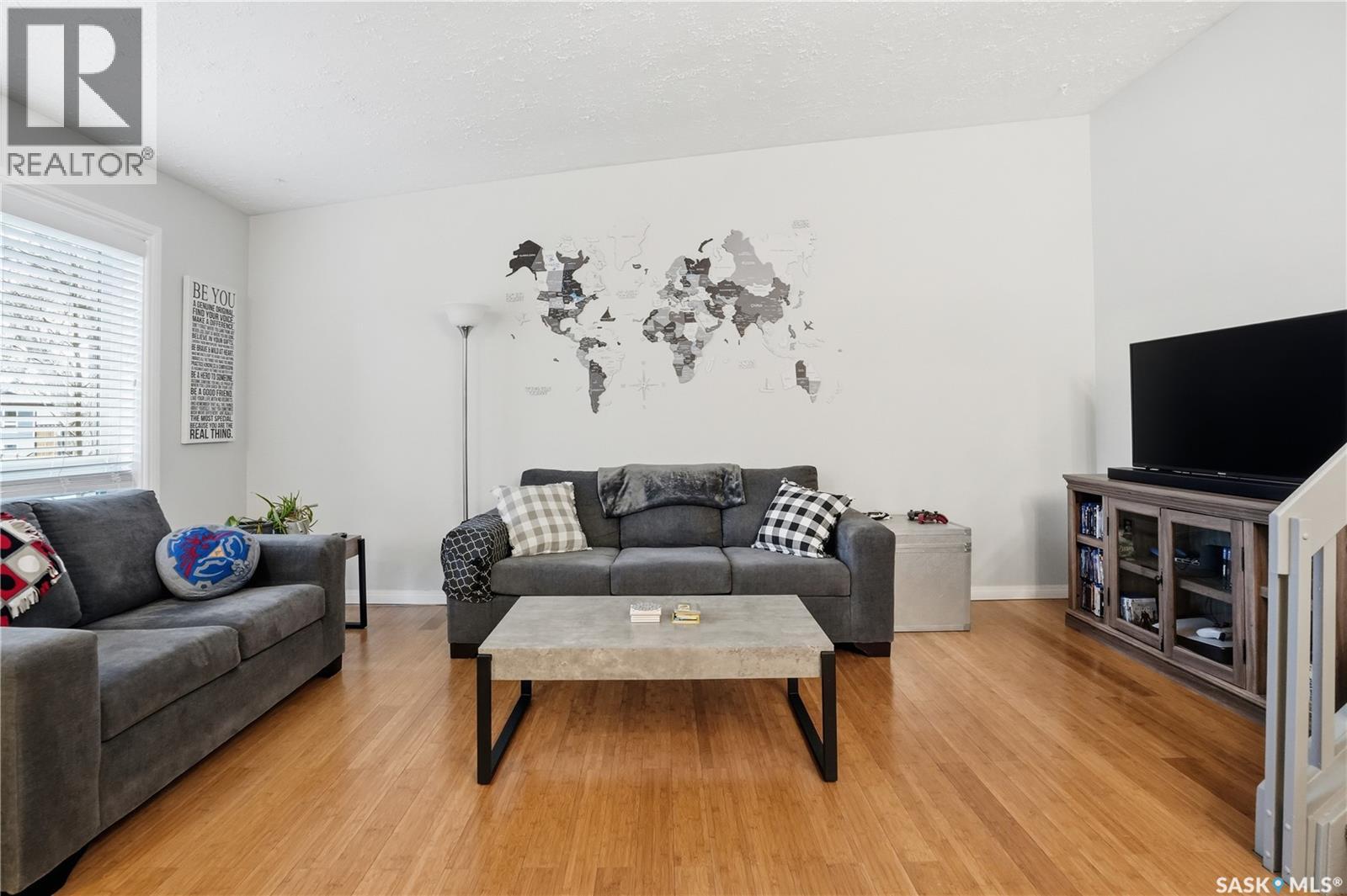 2838 Hartmann Crescent E, Regina, Saskatchewan  S4N 6L9 - Photo 4 - SK036357