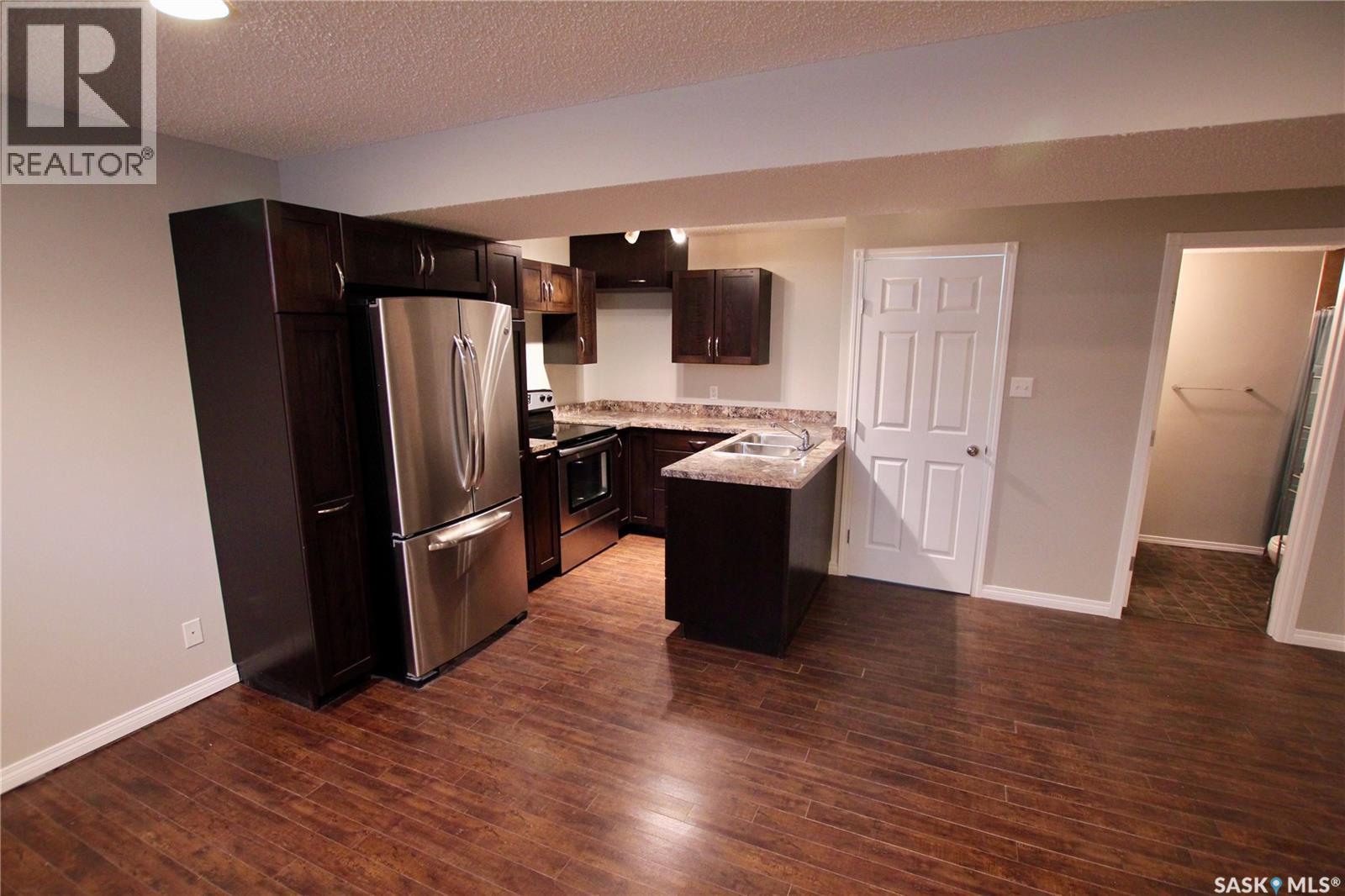 303 Royal Street, Regina, Saskatchewan  S4R 4Y2 - Photo 23 - SK036342