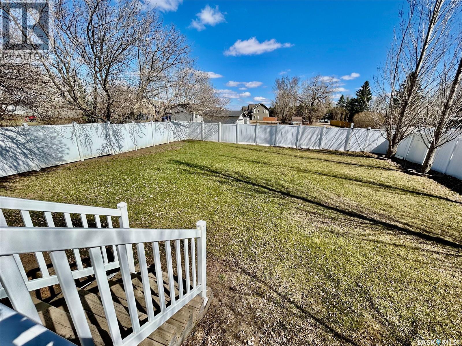 607 Beharrel Street, Oxbow, Saskatchewan  S0C 2B0 - Photo 46 - SK036314