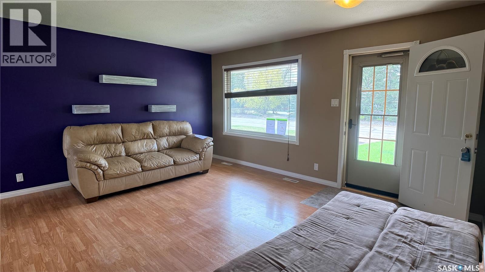 1276 King Street, Estevan, Saskatchewan  S4A 1L5 - Photo 3 - SK036311