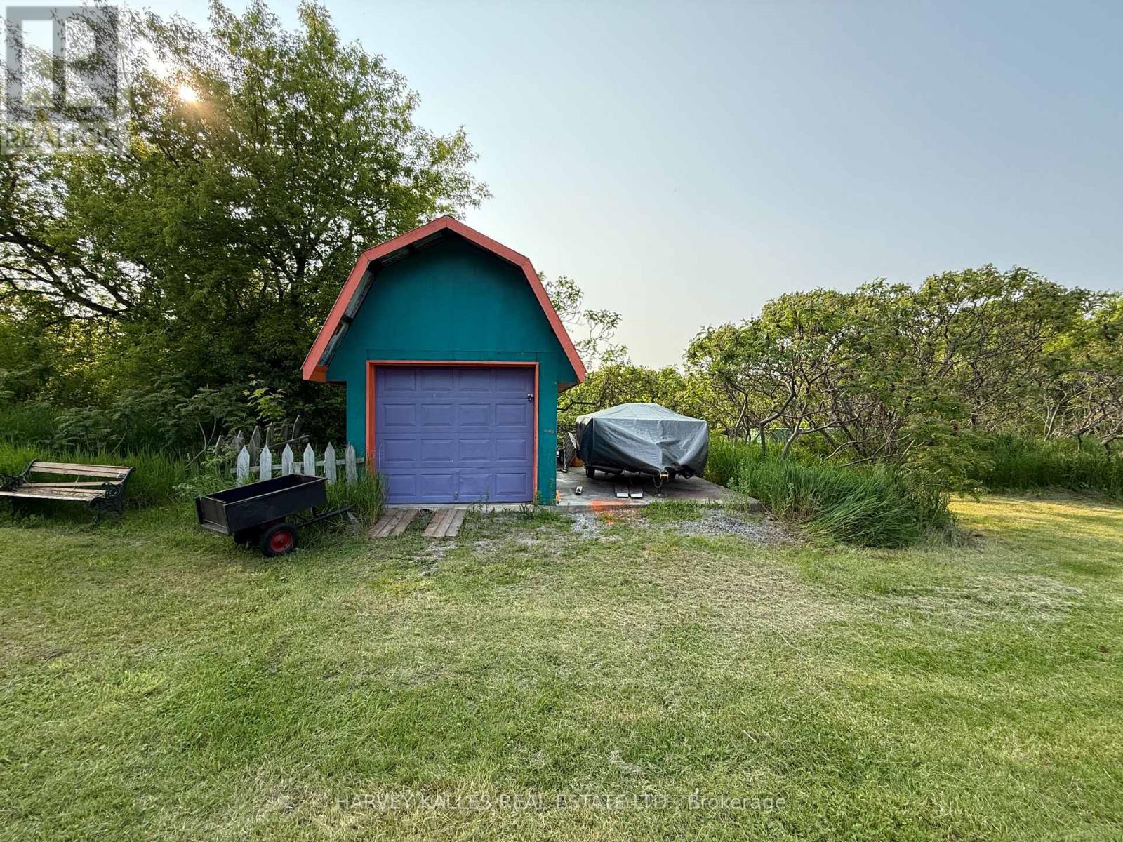 1032 County Road 13 Road, Prince Edward County, Ontario  K0K 2P0 - Photo 5 - X12611152