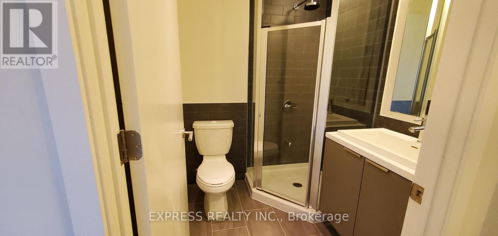 401 - 6 Sonic Way, Toronto, Ontario M3C 0P1 - Photo 14 - C13142558