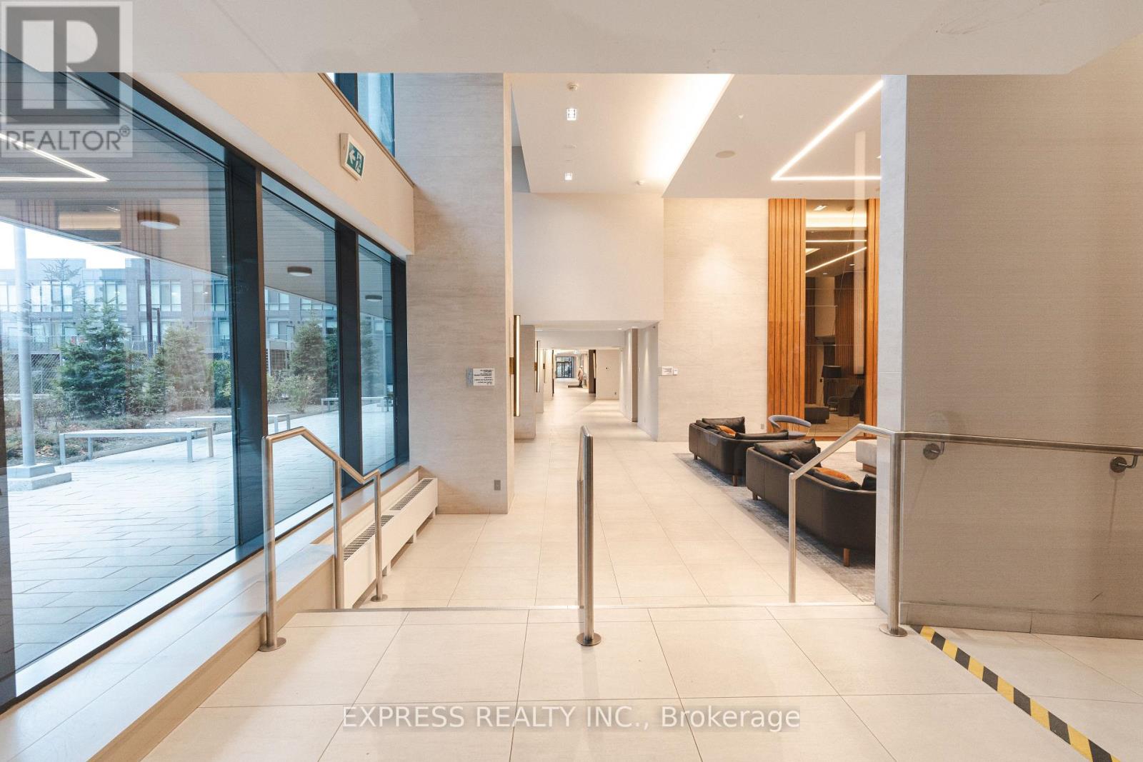 401 - 6 Sonic Way, Toronto, Ontario M3C 0P1 - Photo 6 - C13142558