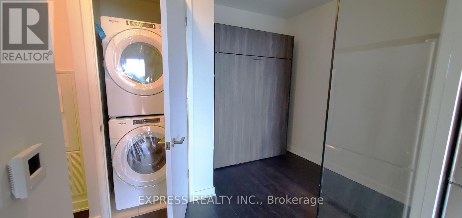 401 - 6 Sonic Way, Toronto, Ontario M3C 0P1 - Photo 9 - C13142558