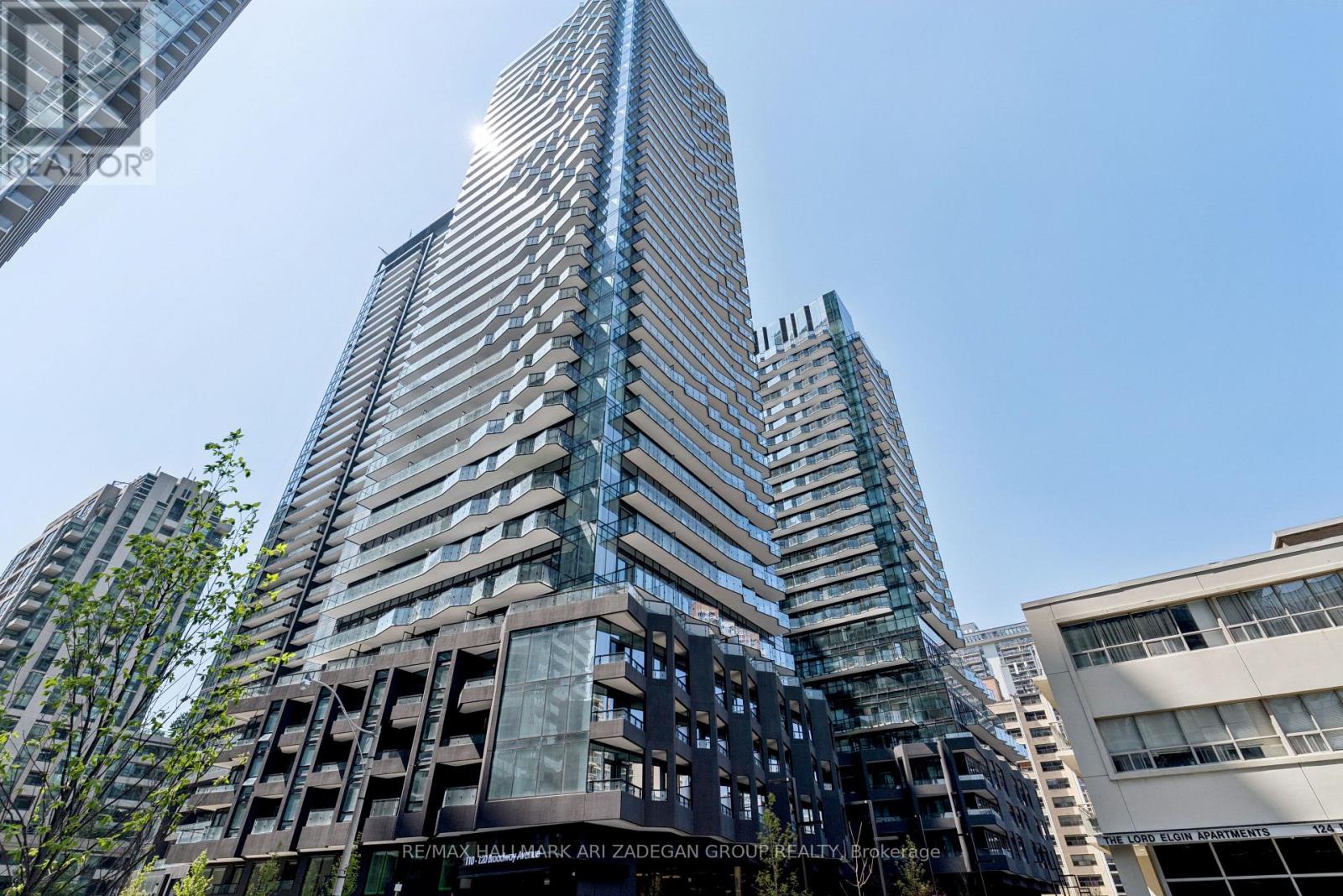 716N - 120 BROADWAY AVENUE, Toronto, Ontario