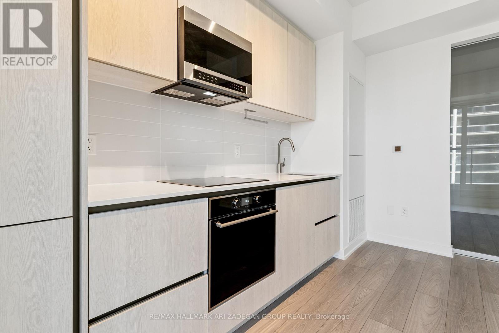 716n - 120 Broadway Avenue, Toronto, Ontario M4P 1V7 - Photo 15 - C13142596