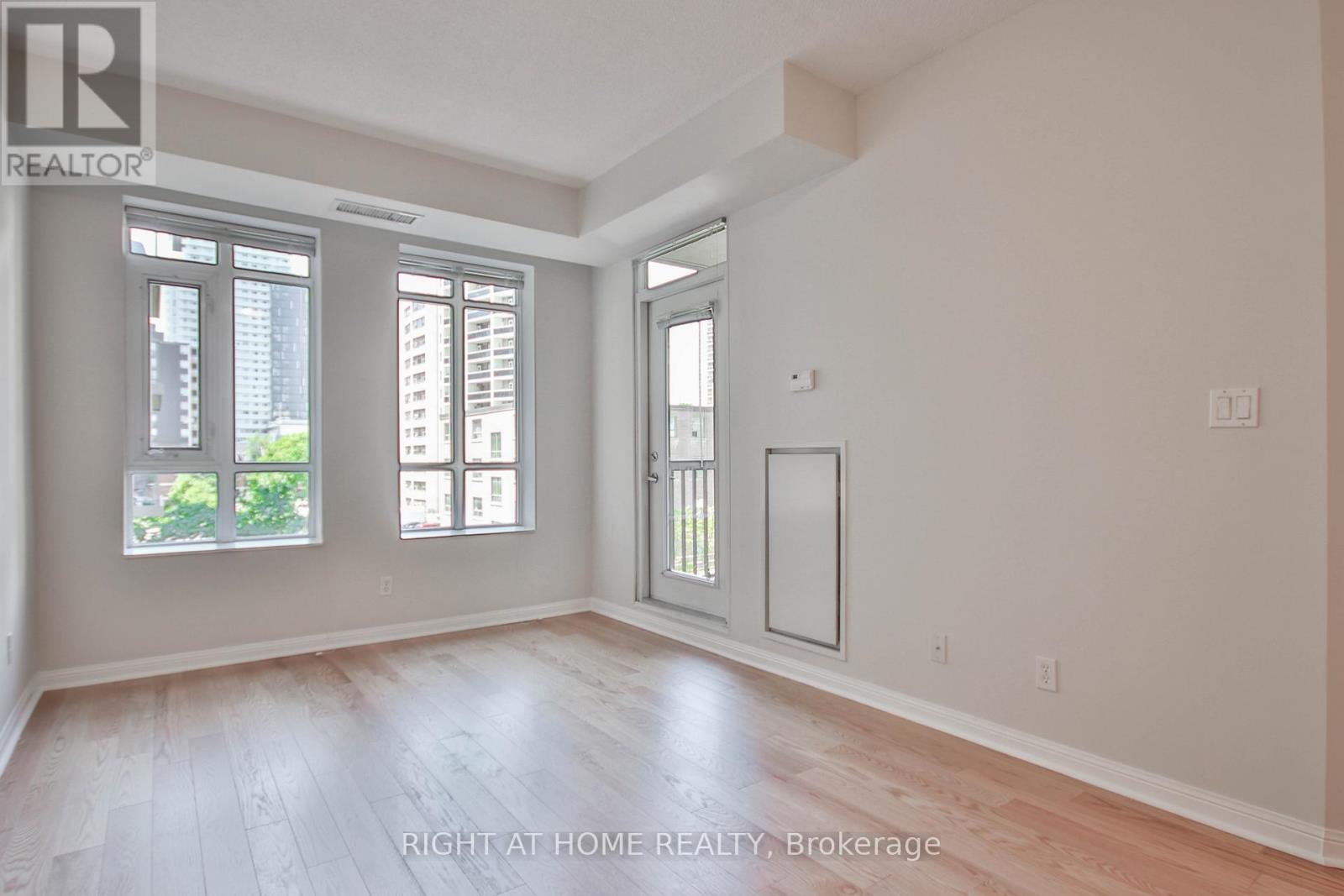 411 - 900 Mount Pleasant Road, Toronto, Ontario  M4P 3J9 - Photo 5 - C13142632