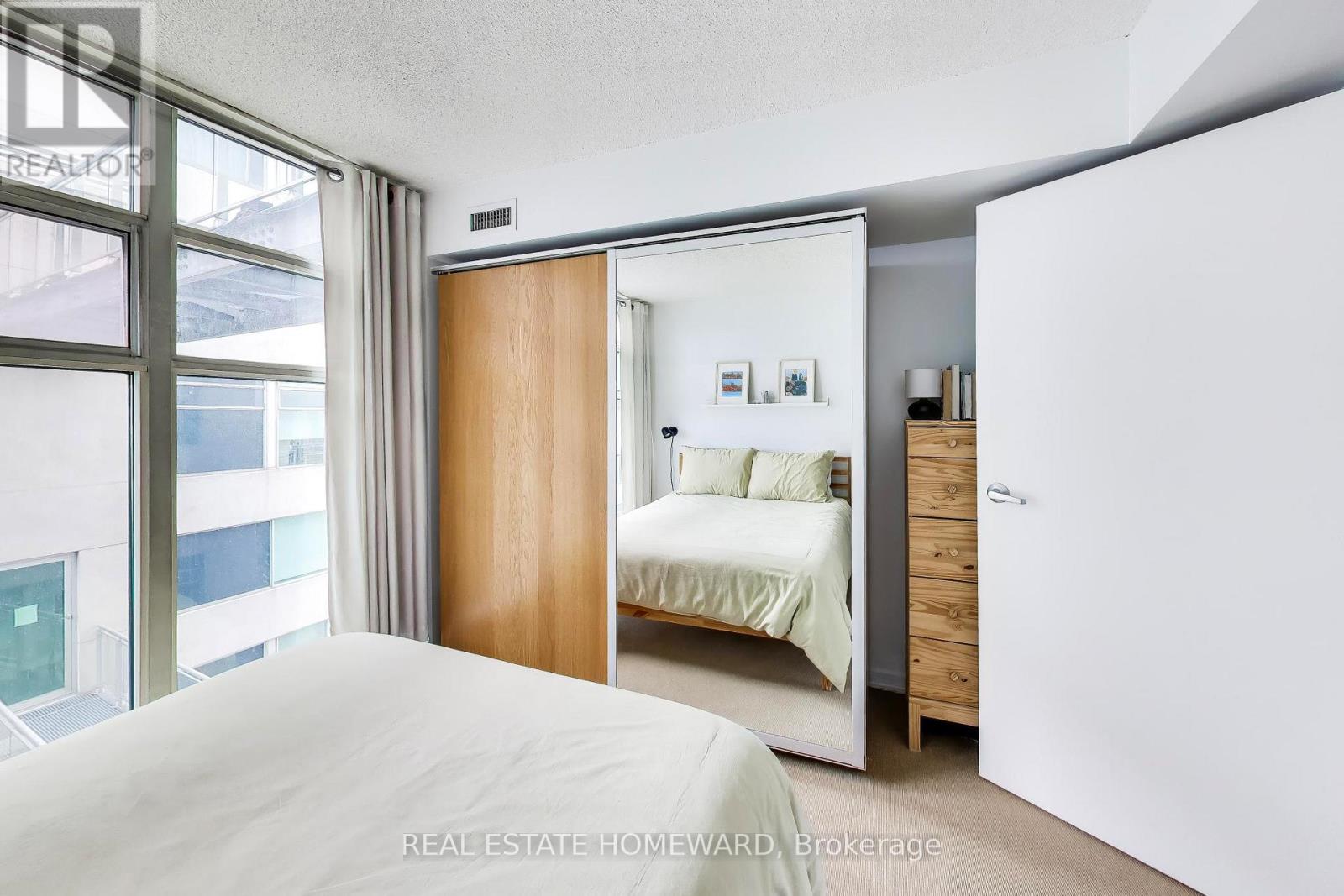 1115 - 388 Richmond Street W, Toronto, Ontario  M5V 3P1 - Photo 19 - C13142732