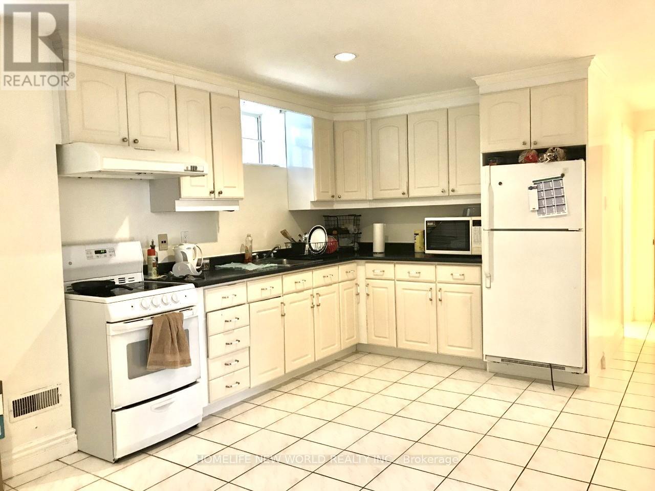 298 Mckee Avenue, Toronto, Ontario  M2N 4E3 - Photo 3 - C13142776