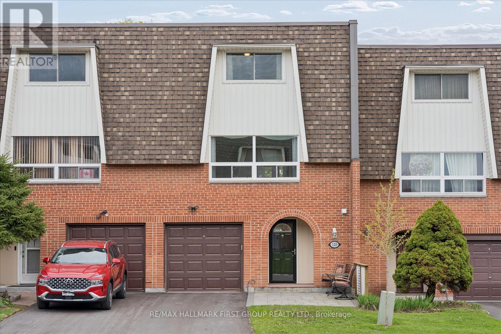 120 DEACON LANE, Ajax, Ontario