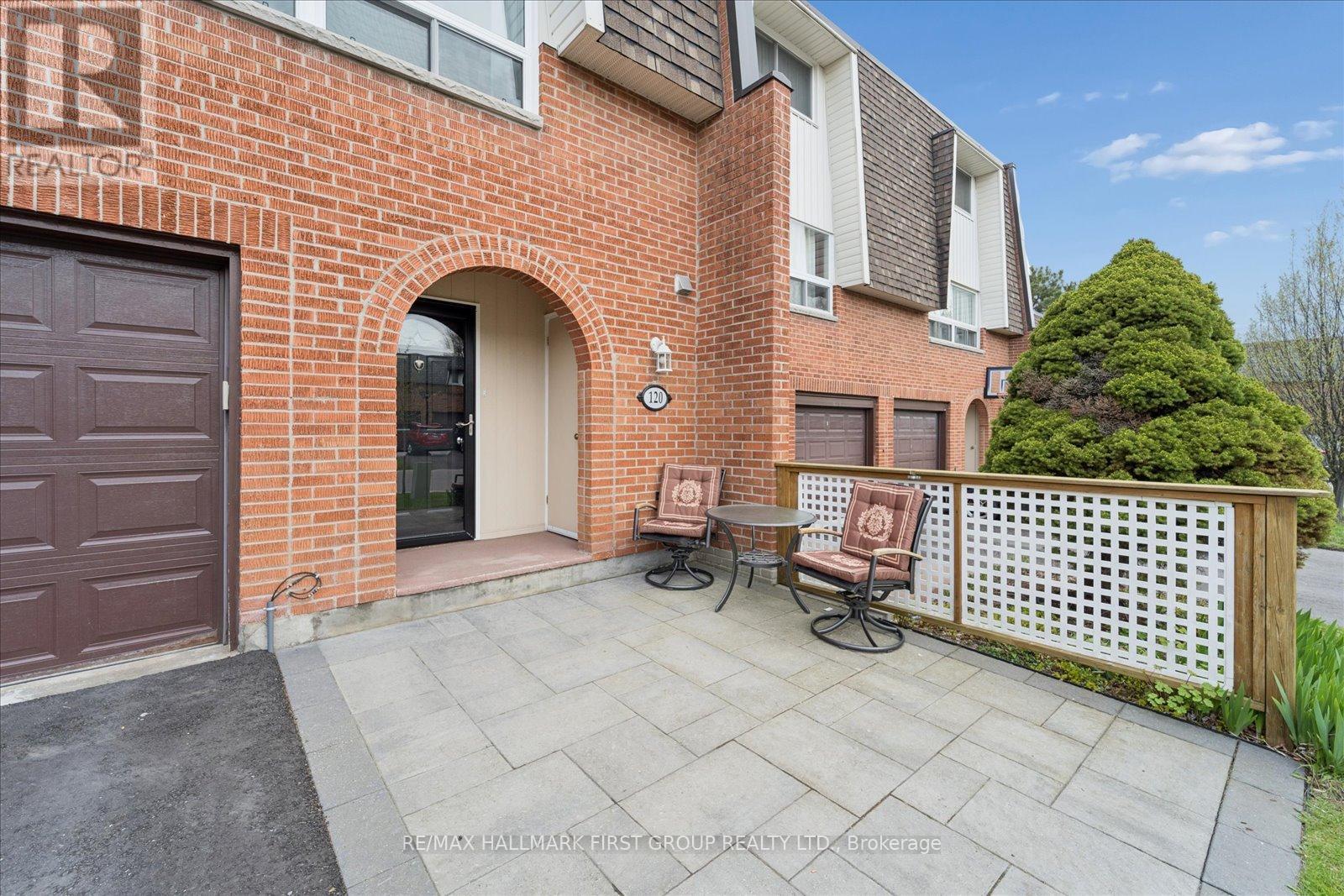 120 Deacon Lane, Ajax, Ontario L1S 2T3 - Photo 2 - E13142678