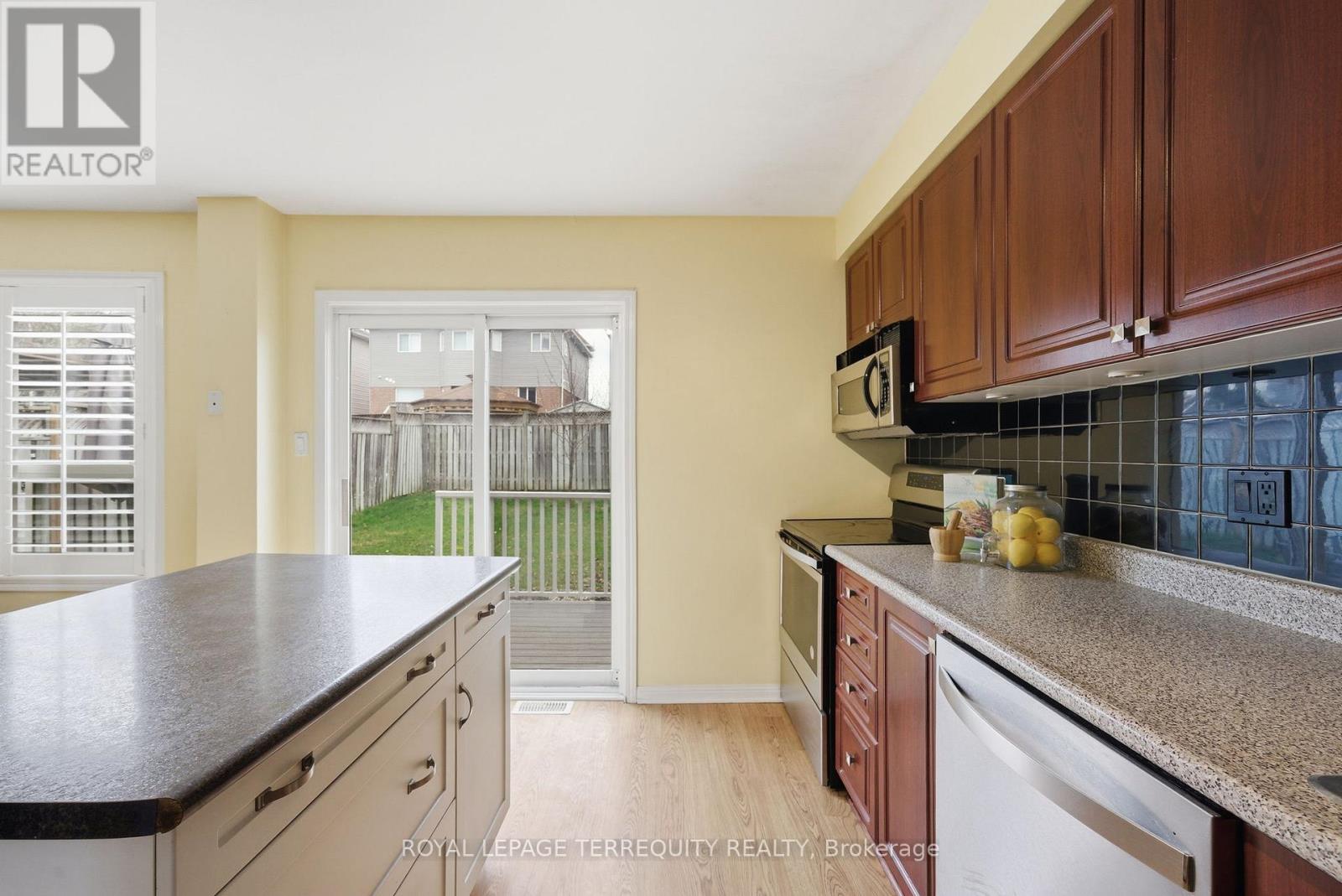 69 Hammond Street, Clarington, Ontario  L1C 5E6 - Photo 15 - E13142742