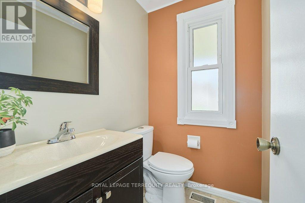 798 Greenbriar Drive, Oshawa, Ontario  L1G 7J6 - Photo 17 - E13142744