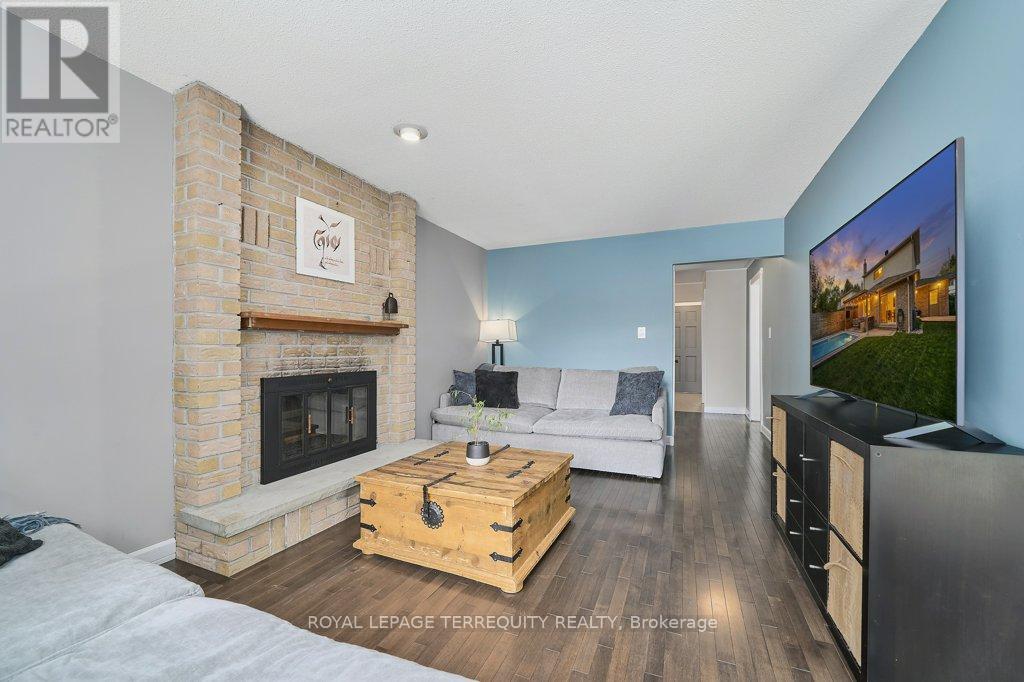 798 Greenbriar Drive, Oshawa, Ontario  L1G 7J6 - Photo 6 - E13142744
