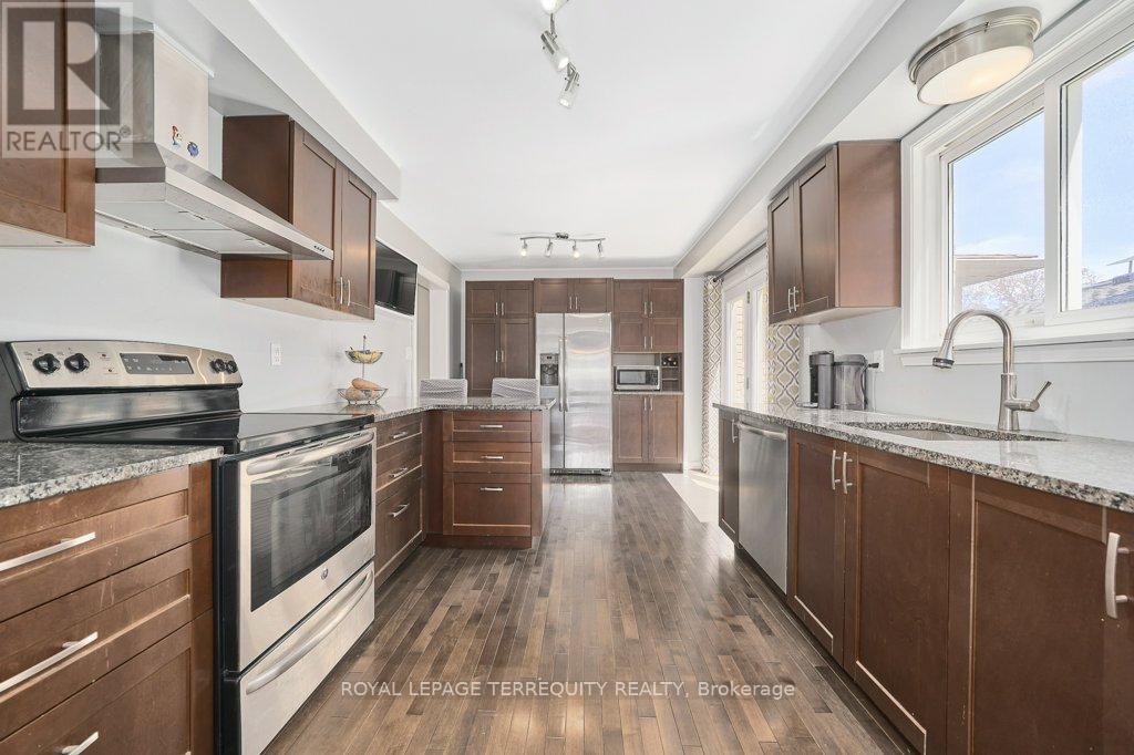 798 Greenbriar Drive, Oshawa, Ontario  L1G 7J6 - Photo 9 - E13142744