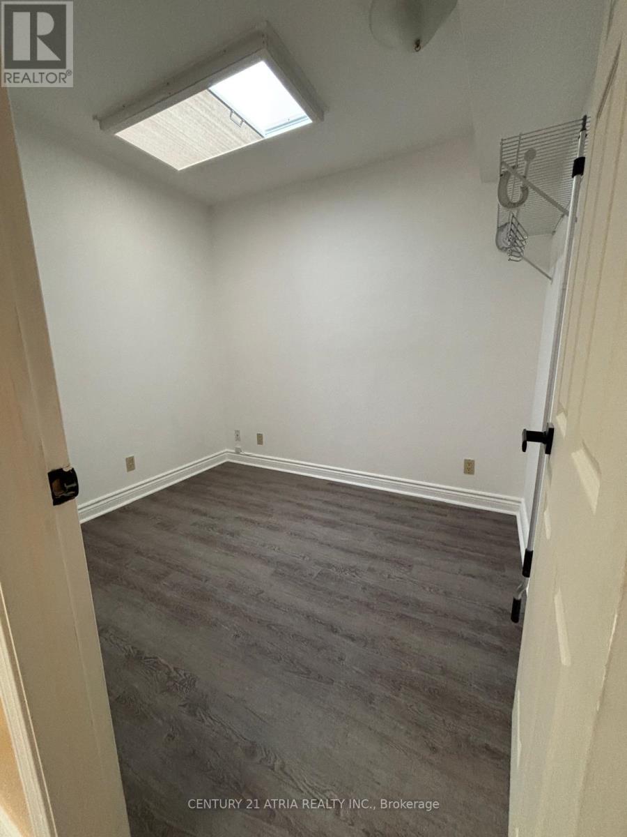 Apt 2 - 2828 Danforth Avenue, Toronto, Ontario  M4C 1M1 - Photo 4 - E13142750