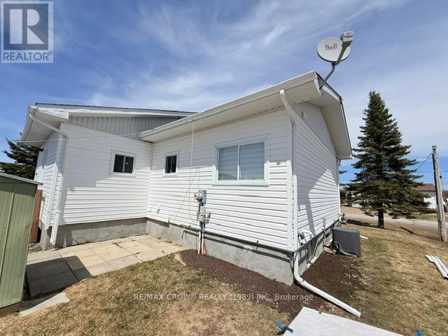 9 Payette Street Val Rita Street, Kapuskasing, Ontario  P0L 2G0 - Photo 5 - T13143002