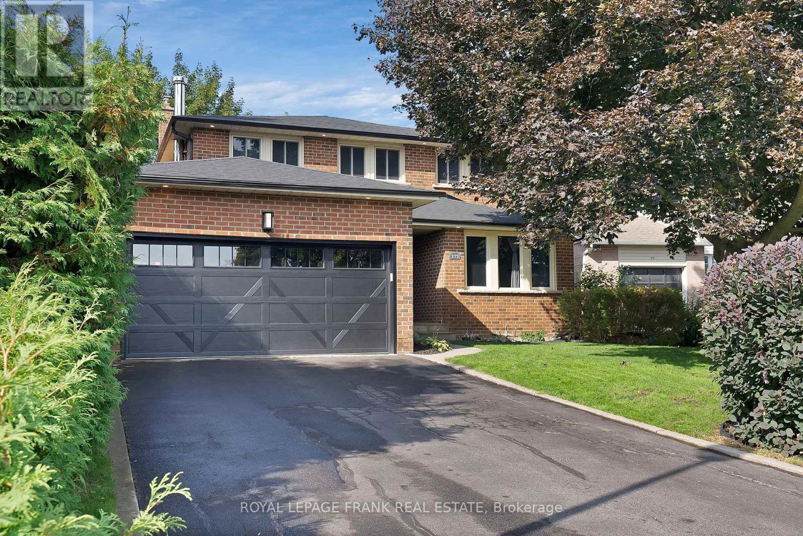 272 Plymouth Trail, Newmarket, Ontario  L3Y 6G7 - Photo 3 - N13143090