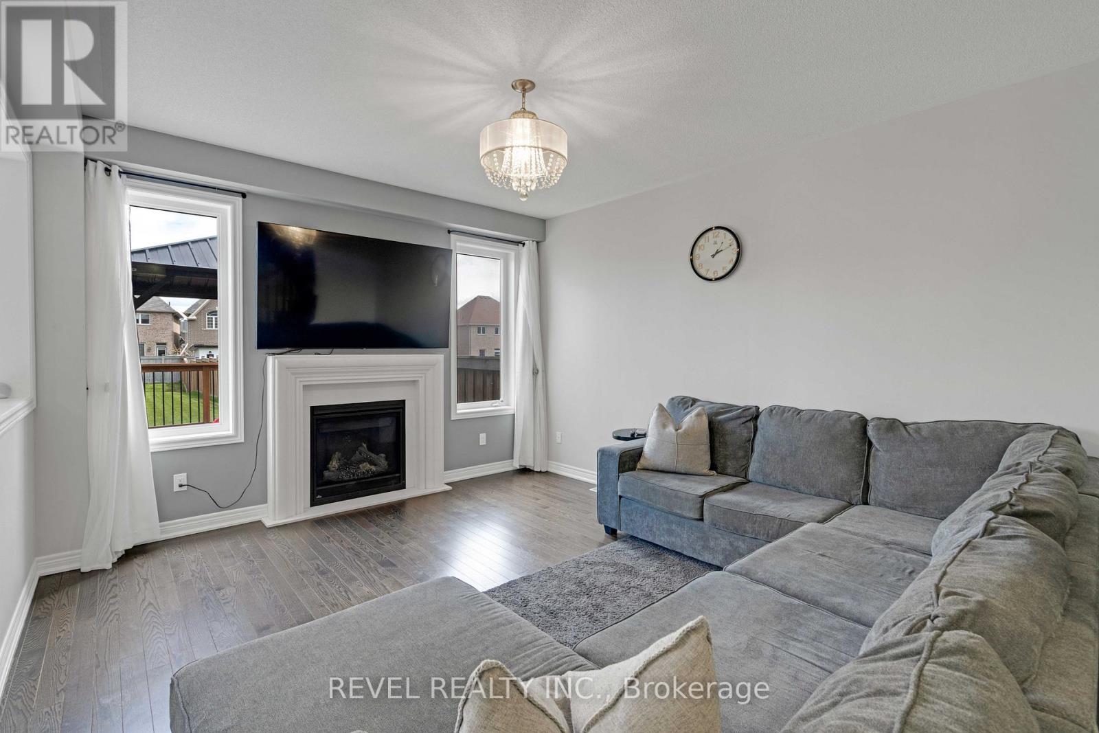 89 Mccurdy Drive, New Tecumseth (Tottenham), Ontario  L0G 1W0 - Photo 8 - N13142612
