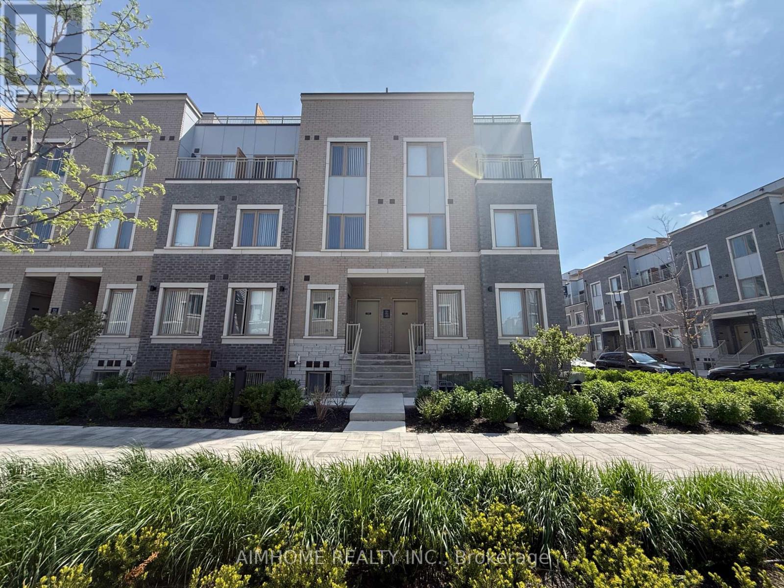 TH218 - 131 HONEYCRISP CRESCENT, Vaughan, Ontario