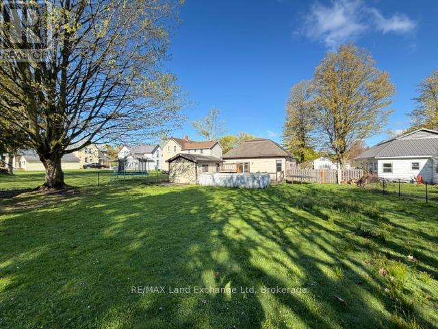 349 Shuter Street, North Huron, Ontario  N0G 2W0 - Photo 30 - X12952582