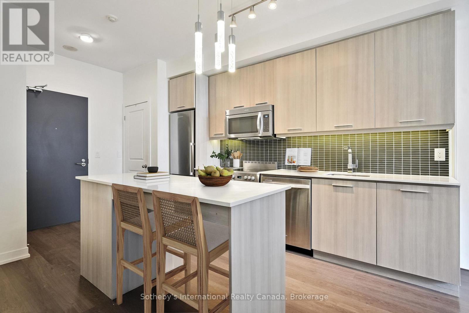 903 - 105 George Street, Toronto, Ontario  M5A 0L4 - Photo 2 - C13142794