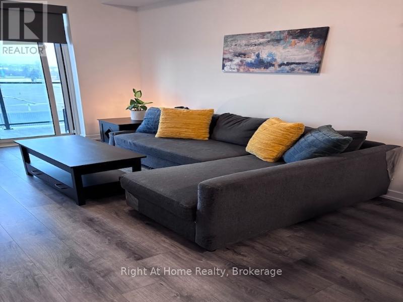 416 - 5055 Greenlane Road, Lincoln, Ontario  L3J 2J3 - Photo 2 - X13142898