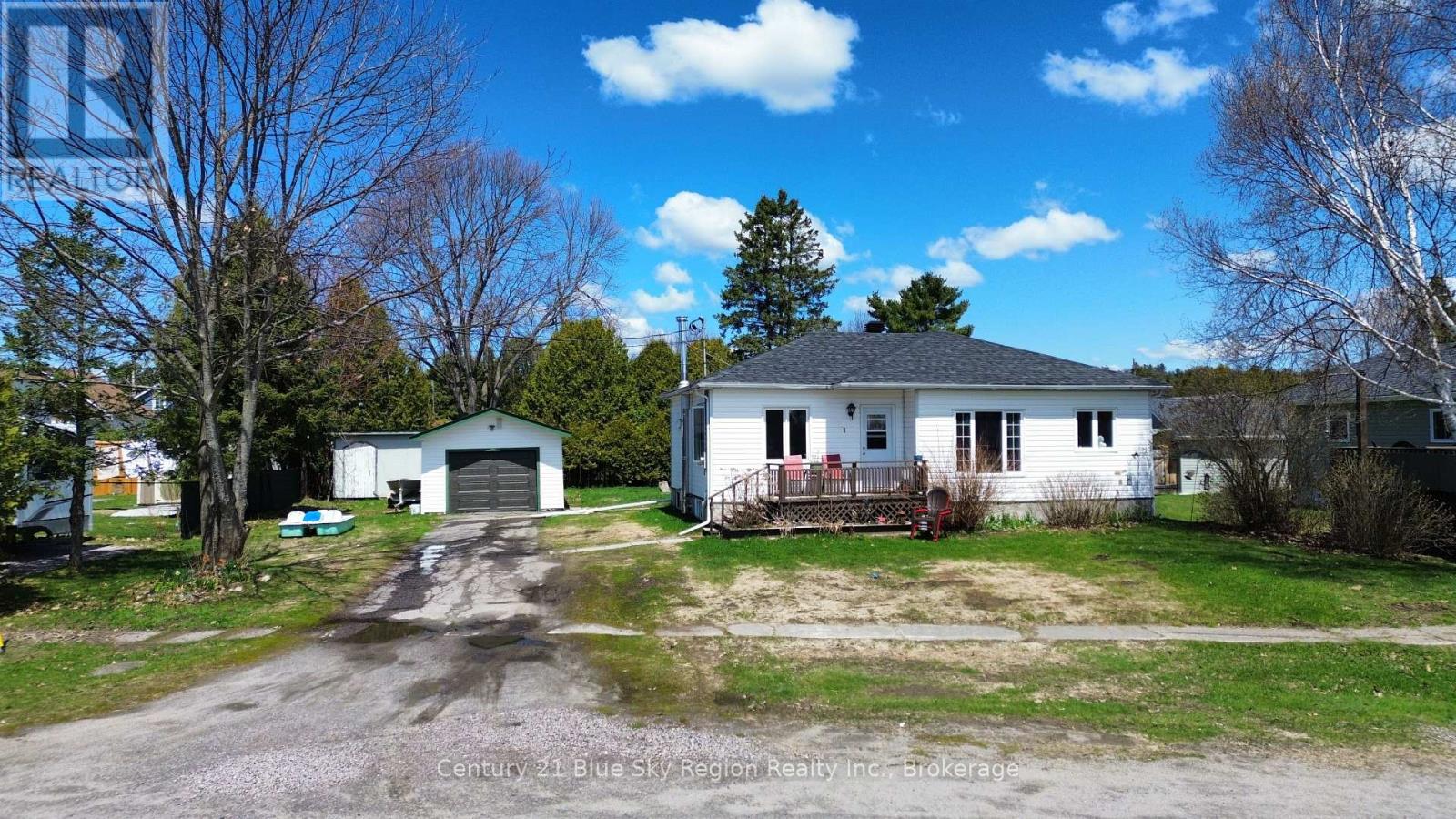 21 Gingras Avenue, West Nipissing, Ontario  P0H 2M0 - Photo 1 - X13142880