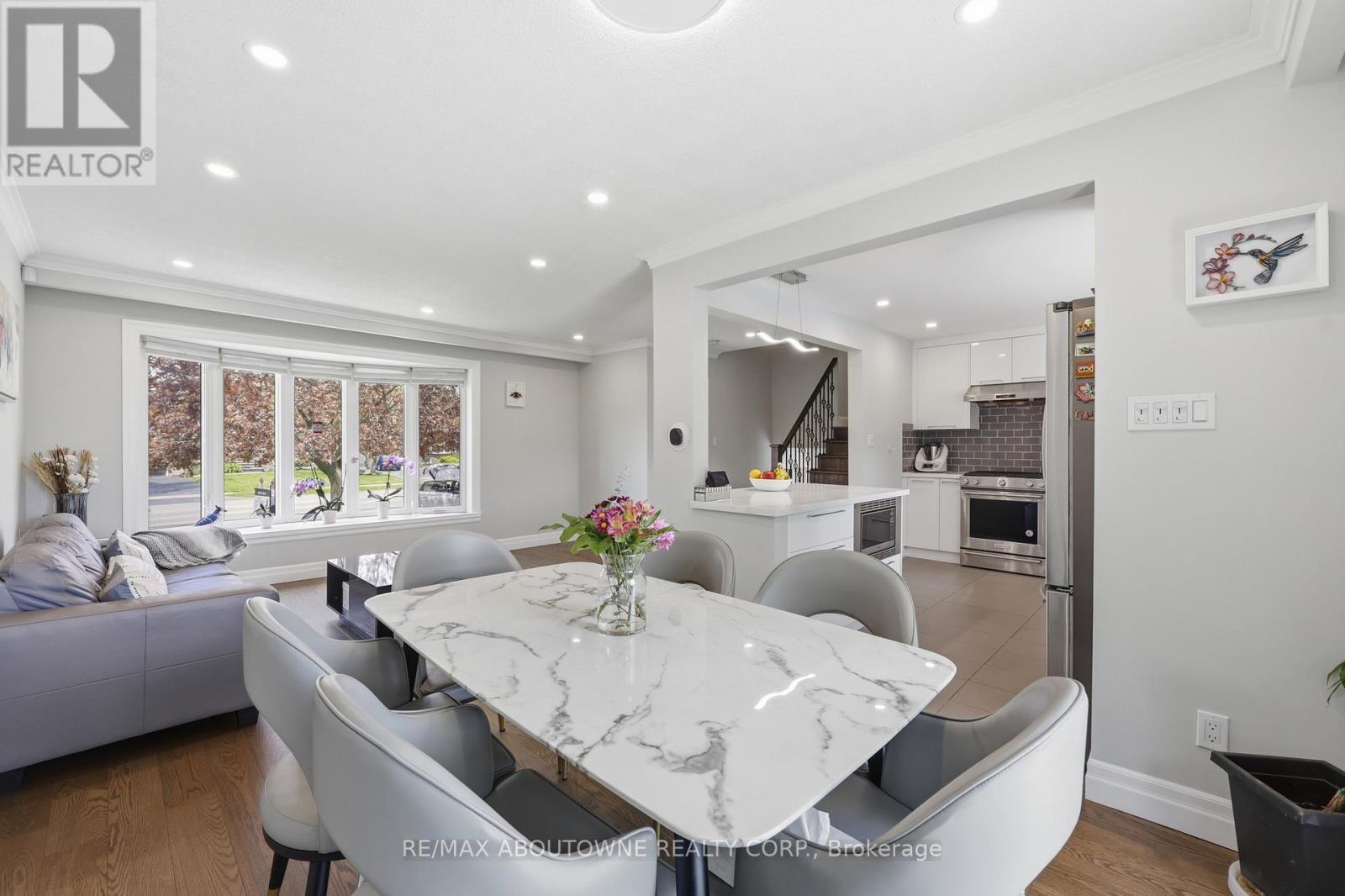 2122 Bridge Road, Oakville, Ontario  L6L 2G1 - Photo 13 - W13142554