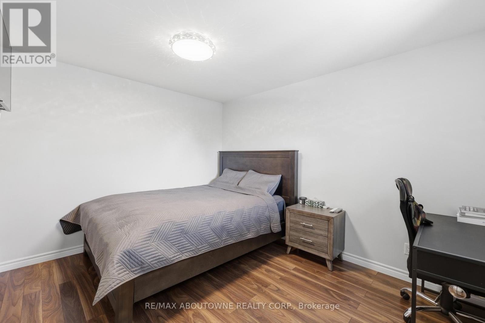 2122 Bridge Road, Oakville, Ontario  L6L 2G1 - Photo 29 - W13142554