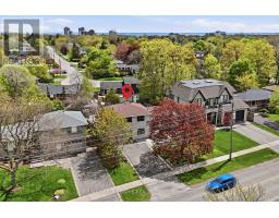 2122 BRIDGE ROAD, Oakville, Ontario