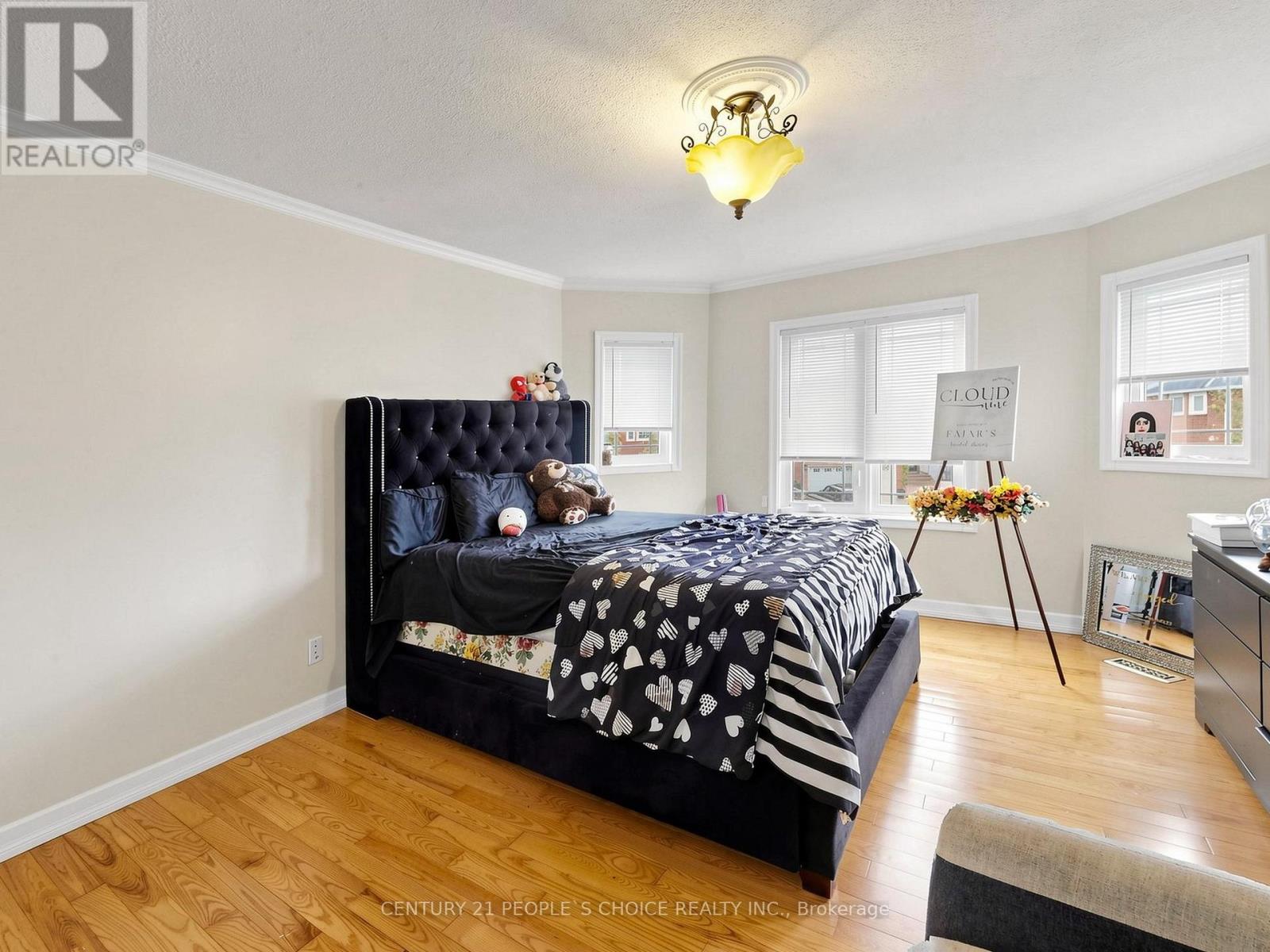 5698 Colby Court, Mississauga, Ontario  L5M 4S7 - Photo 25 - W13142564