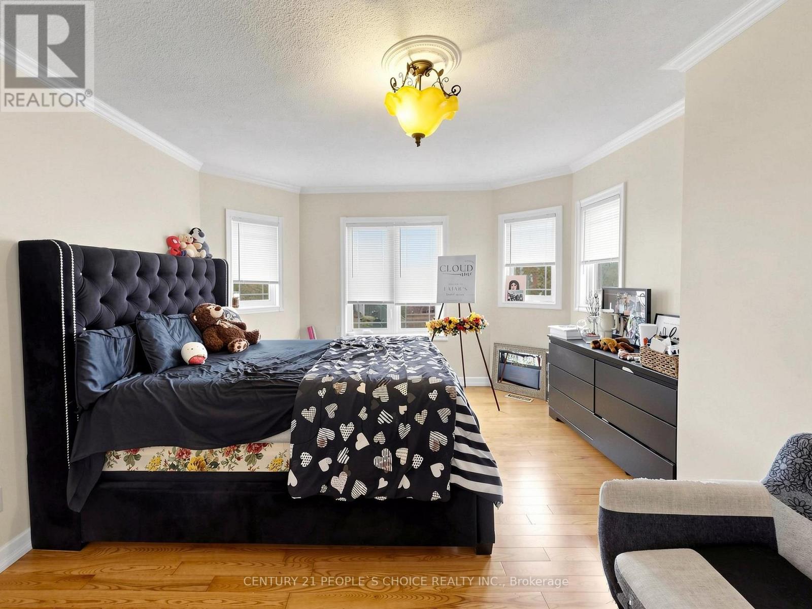 5698 Colby Court, Mississauga, Ontario  L5M 4S7 - Photo 26 - W13142564