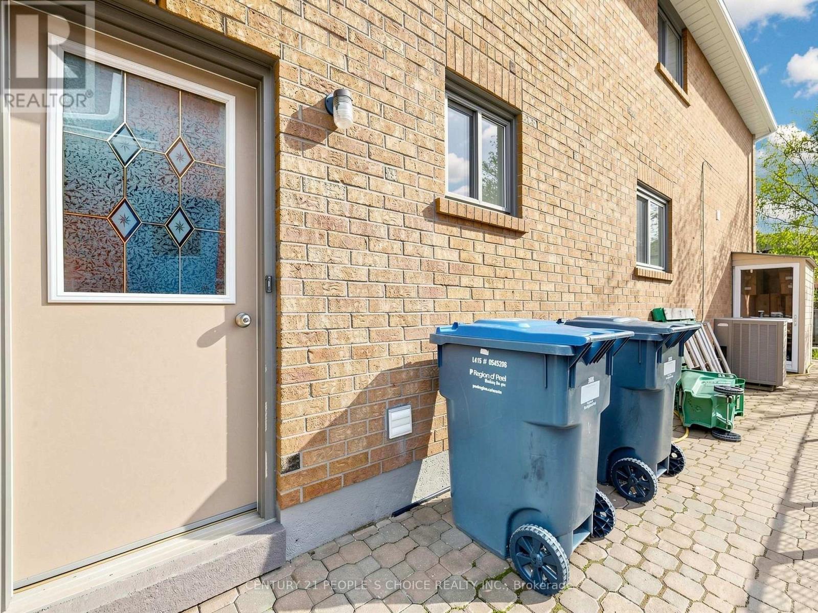 5698 Colby Court, Mississauga, Ontario  L5M 4S7 - Photo 42 - W13142564