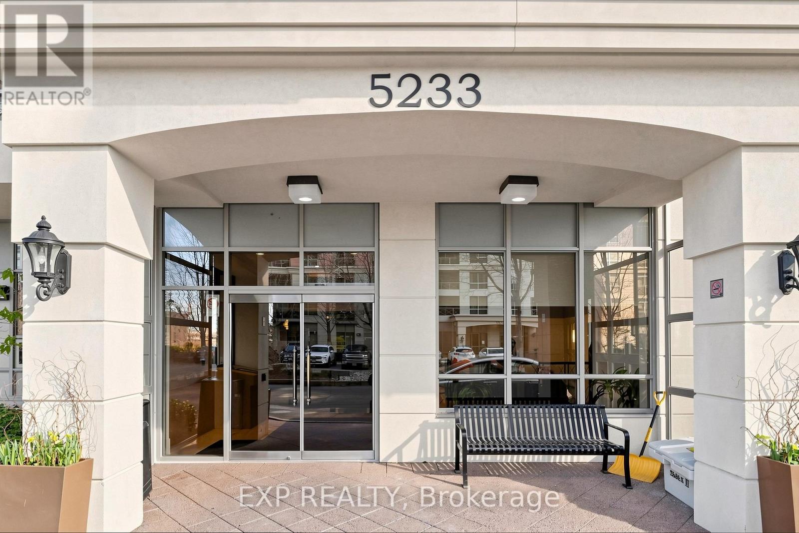 #1428 - 5233 Dundas Street W, Toronto, Ontario  M9B 6M1 - Photo 4 - W13142592