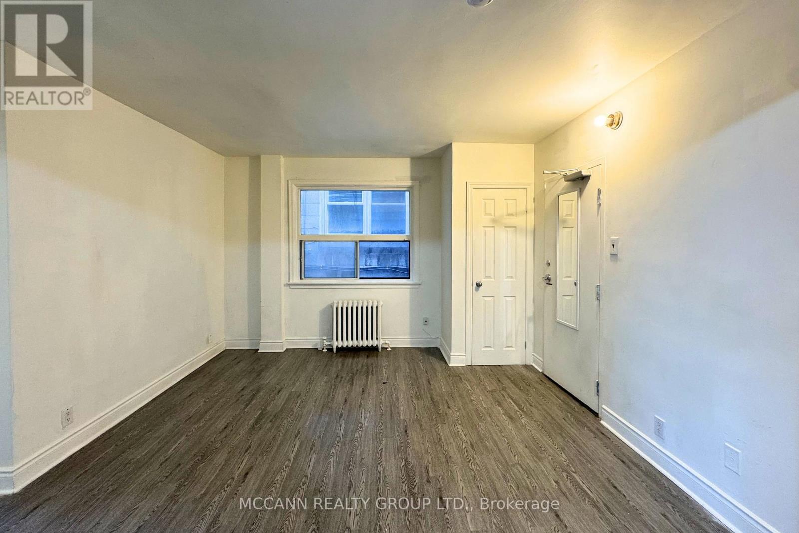 2544 Eglinton Avenue W, Toronto, Ontario  M6M 1T1 - Photo 13 - W13142594