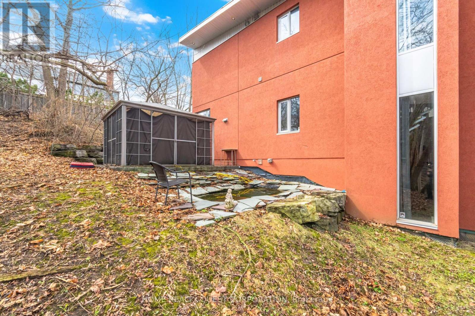 186 Wyndham Street, Mississauga, Ontario  L5M 1N5 - Photo 30 - W13142608