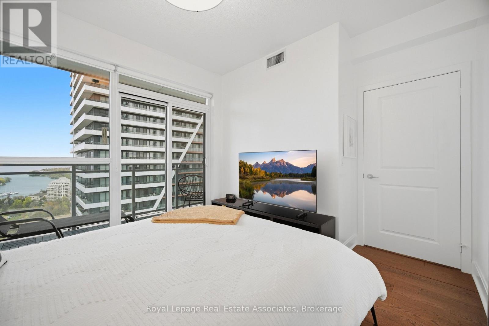 2301 - 33 Shore Breeze Drive, Toronto, Ontario  M8V 0G1 - Photo 20 - W13142620