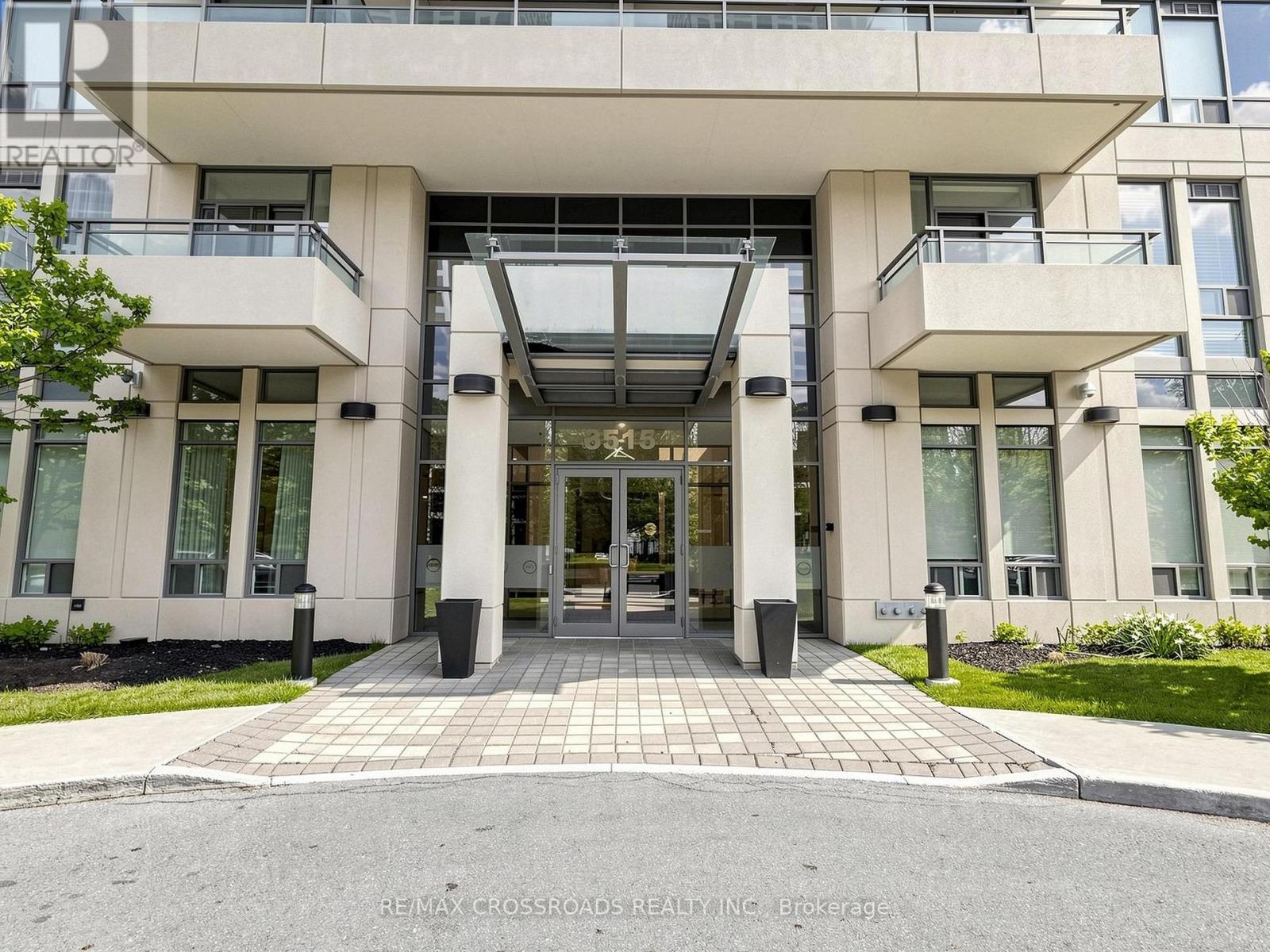 2301 - 3515 Kariya Drive, Mississauga, Ontario  L5B 0C1 - Photo 3 - W13142636