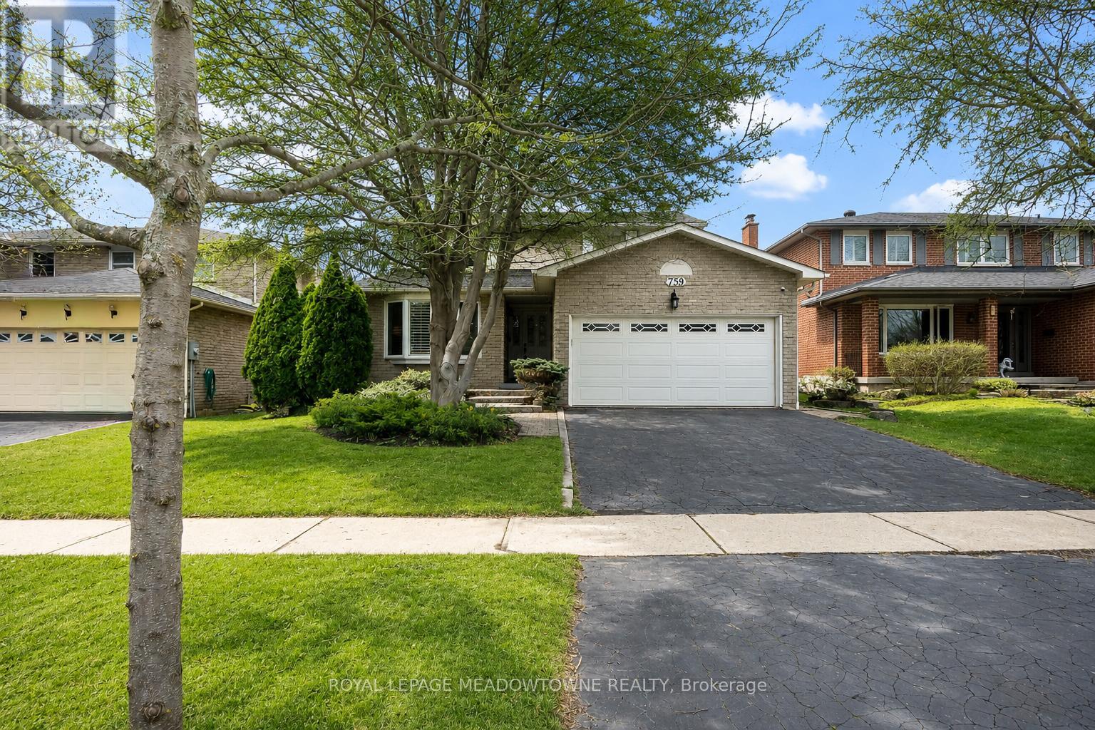 759 Childs Drive, Milton, Ontario  L9T 4L3 - Photo 2 - W13142640