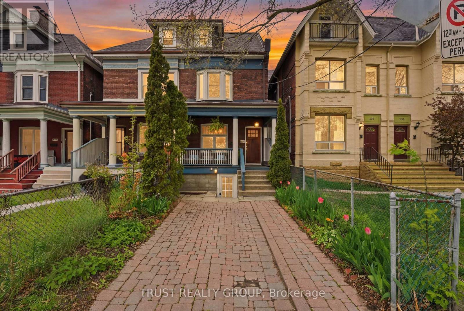 134 Close Avenue, Toronto, Ontario  M6K 2V5 - Photo 1 - W13142664