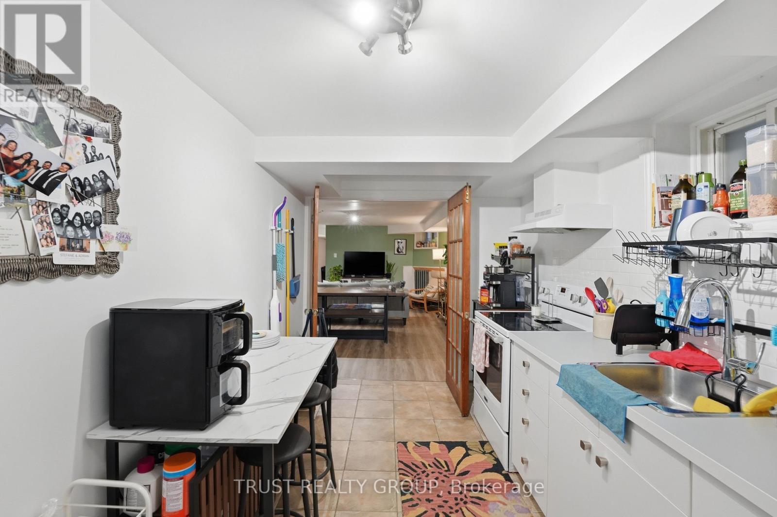134 Close Avenue, Toronto, Ontario  M6K 2V5 - Photo 33 - W13142664