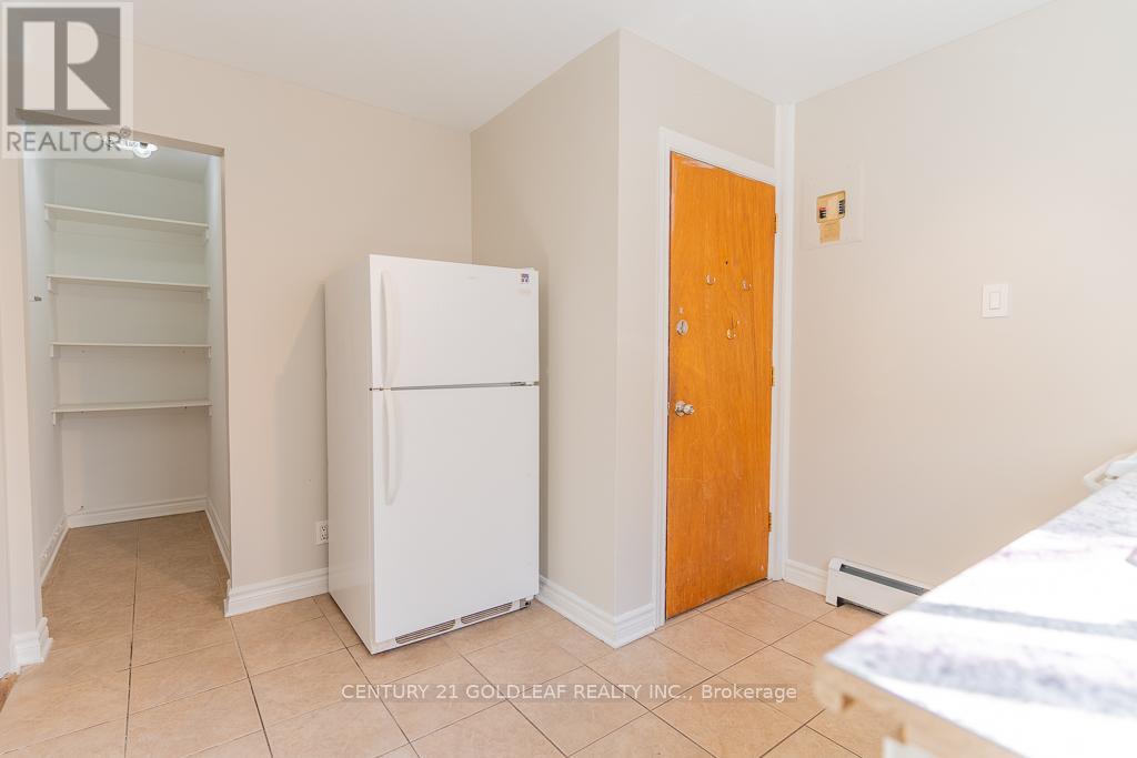 543 Kirkwood Avenue, Ottawa, Ontario  K1Z 5X2 - Photo 12 - X13080986