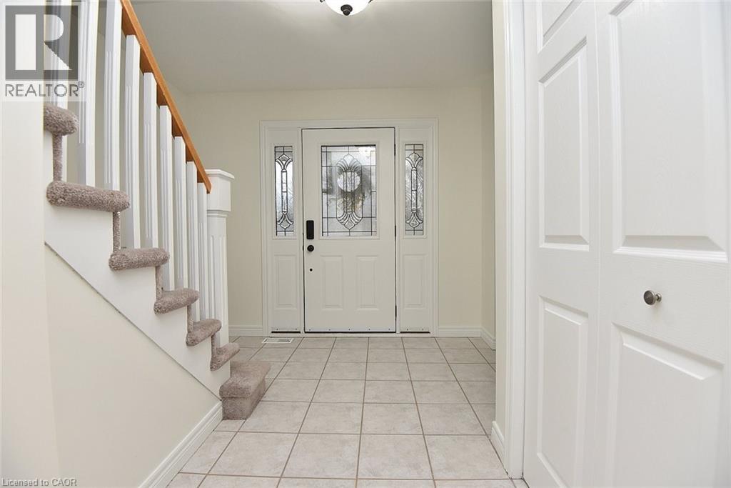 22 San Remo Drive, Hamilton, Ontario  L9C 5N3 - Photo 6 - 40815887