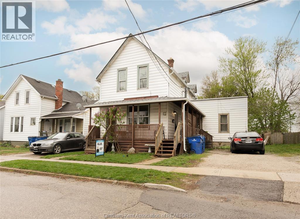 MLS# 26008439: 128 WEST STREET, Chatham, Canada