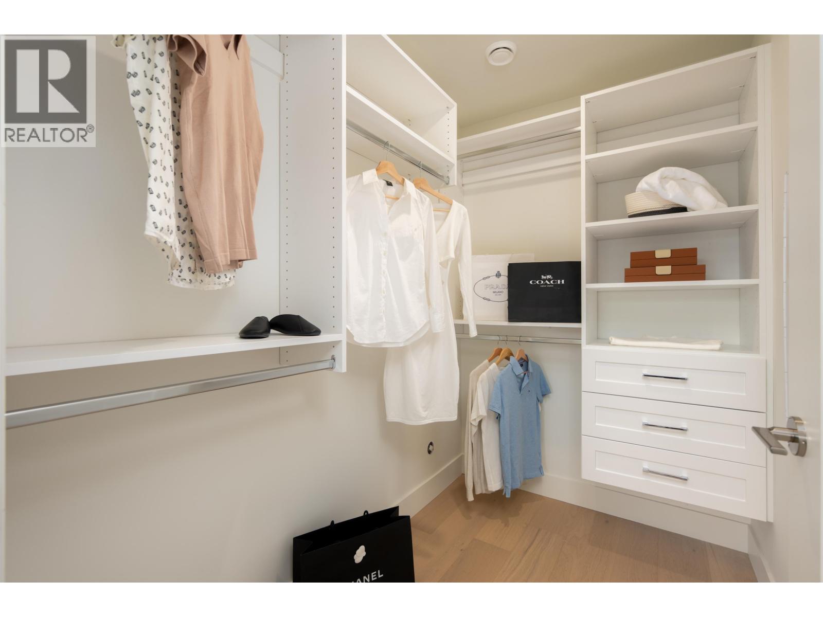 2 3645 Dundas Street, Vancouver, British Columbia  V5K 1S3 - Photo 16 - R3122139
