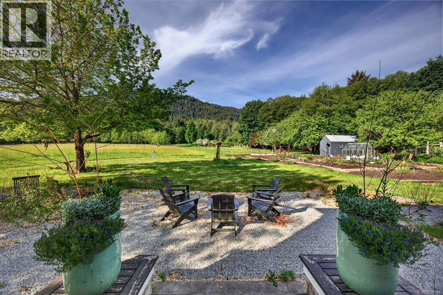 2454 Fulford-Ganges Rd, Salt Spring, British Columbia  V8K 1Z4 - Photo 47 - 1036969